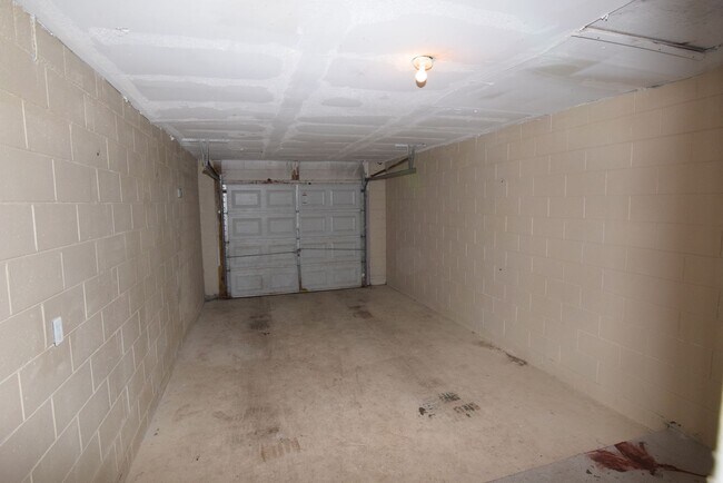 Foto del edificio - 3115 Split Willow Dr