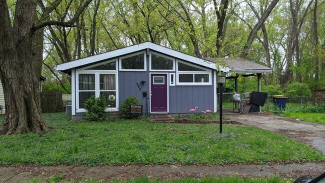 Building Photo - 948 Dawnview Dr