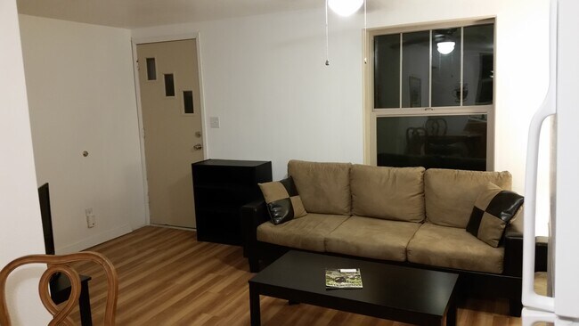 Foto del edificio - 116 Lincoln Ave