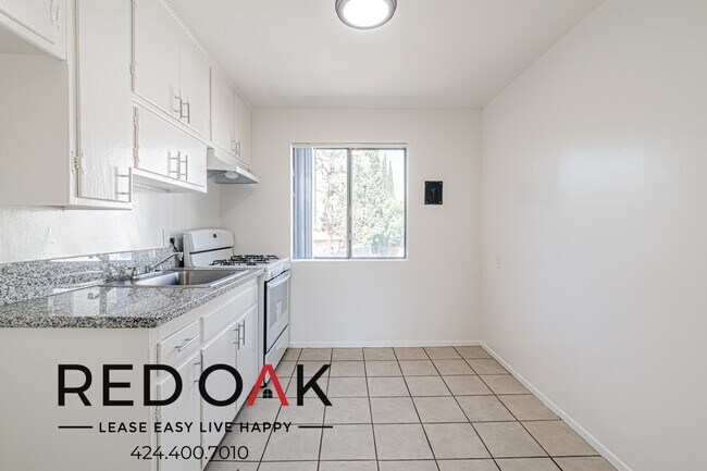 Foto del edificio - 7125 E Gage Ave