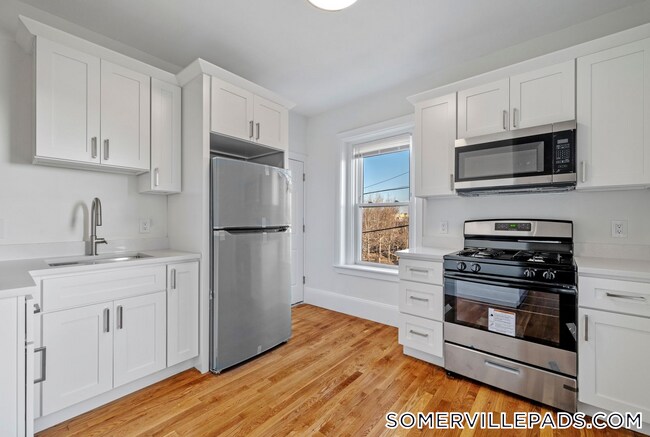 Foto del edificio - 305 Medford St