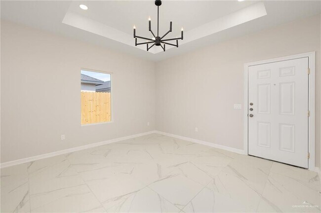 Foto del edificio - 21 Hilltop Ave