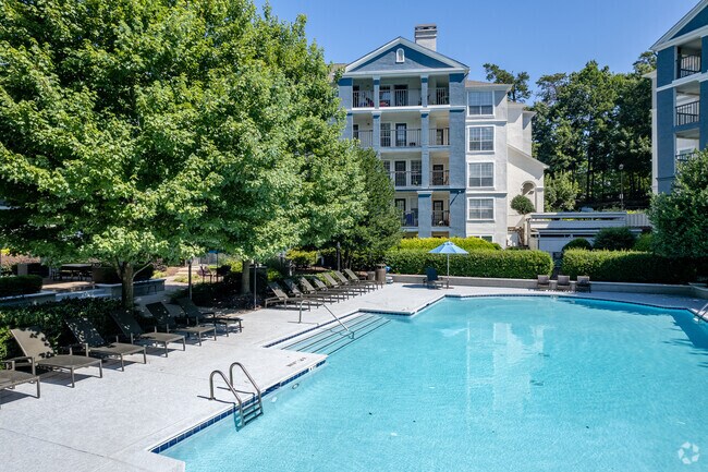 Piscina - The Stratford Apartments