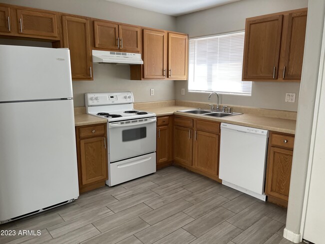 Foto del edificio - 1052 N Colorado St