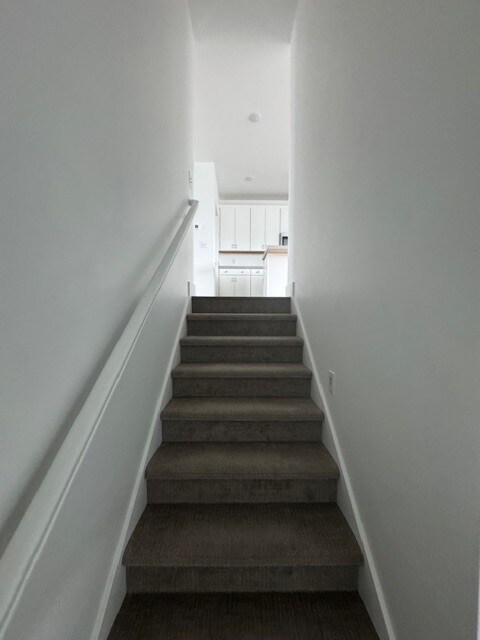 Building Photo - 188 1700 W
