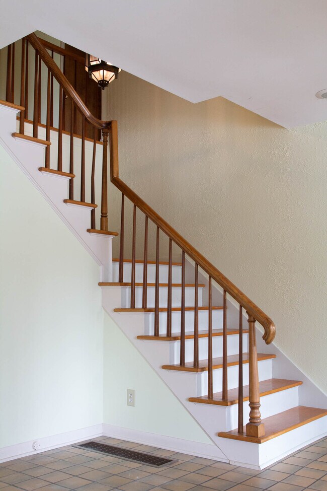 Foto del edificio - 3270 N Maple Rd