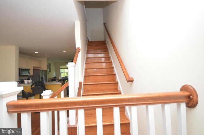 Building Photo - 1571 Renate Dr