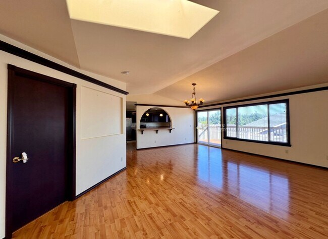 Foto del edificio - 1331 SW Harbor Vista Cir