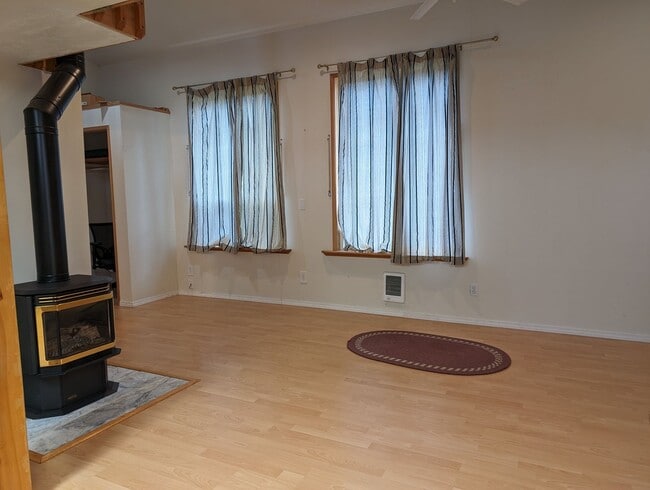 Building Photo - 4610 Wharf Street