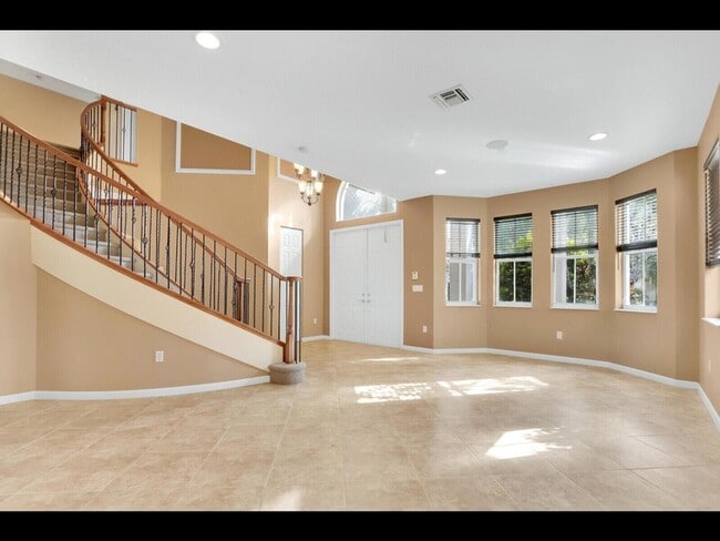 Foto del edificio - 3043 Hartridge Terrace