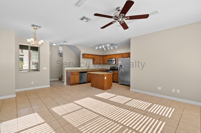 Foto del edificio - 2150 W Alameda Rd