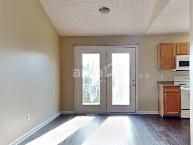 Foto del edificio - 1106 Brookstone Dr