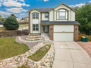 Building Photo - 8175 Trafalger Dr