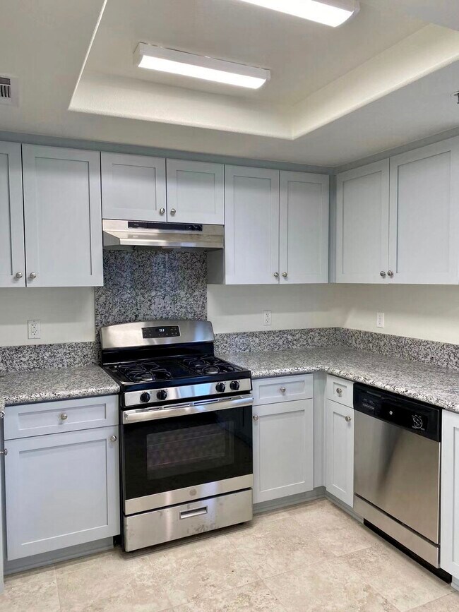 Foto del edificio - 809 W Duarte Rd