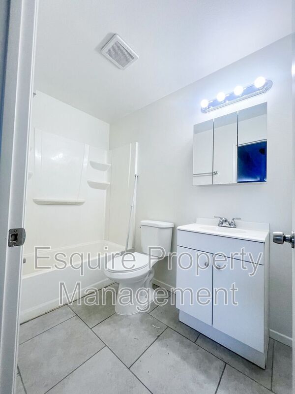 Foto del edificio - 309 Hill St