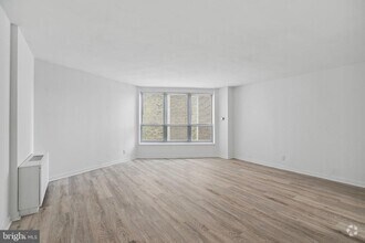 Building Photo - 224-30 W Rittenhouse Square