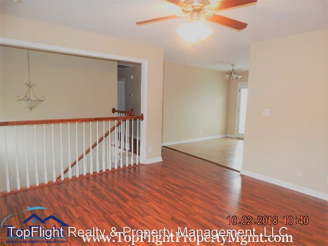 Foto del edificio - 4 br, 2 bath House - 3125 Little Grove Lane