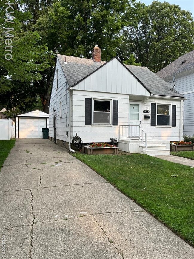 Building Photo - 1414 Owana Ave