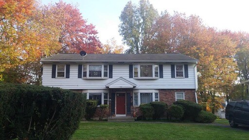 Primary Photo - 52 Fernwood Ave