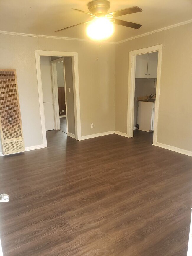 Foto del edificio - 3610 S Polk St