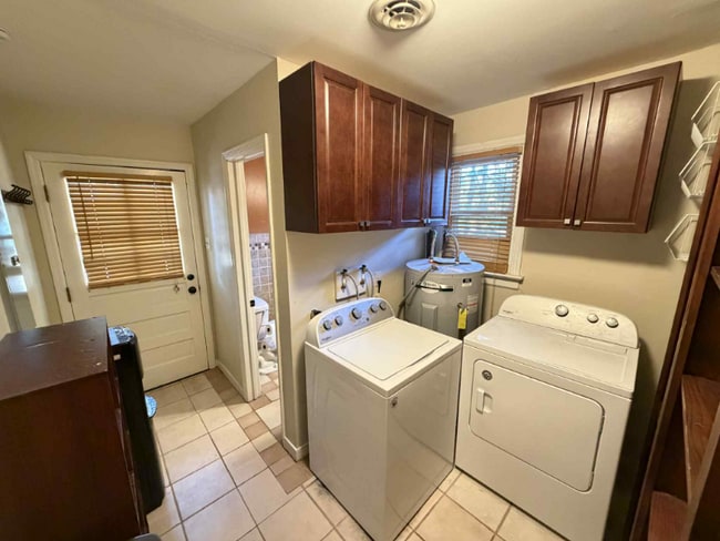 Building Photo - 11910 Lucks Ln