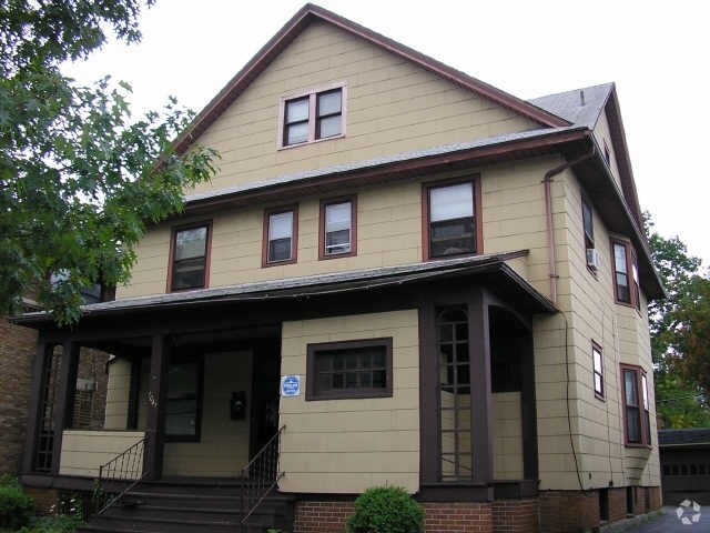 Foto del edificio - 1041-1043 Dewey Ave