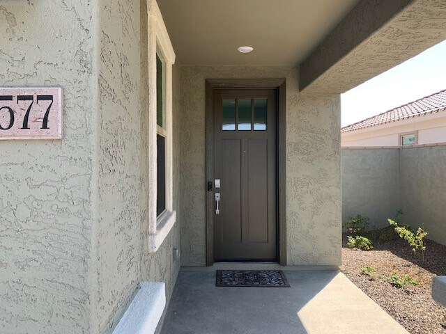 Building Photo - 14577 W Charter Oak Rd