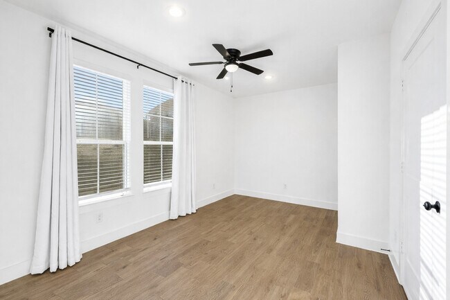 Building Photo - 18714 Colorado River Ln