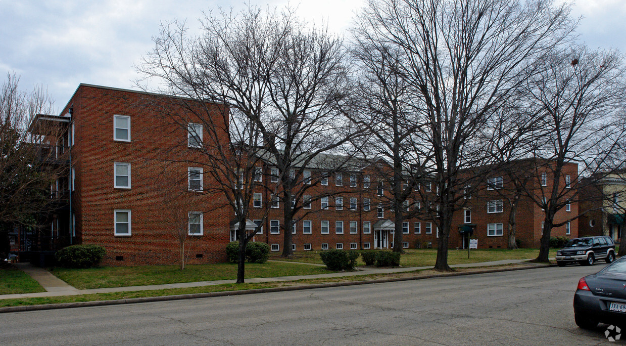 Primary Photo - Virginia Apartments