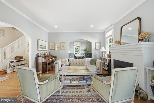Foto del edificio - 3357 Stuyvesant Pl NW