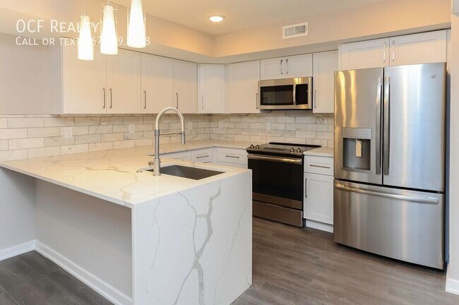 Foto del edificio - Two Bedroom Fairmount Apartment