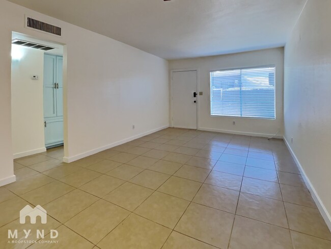 Foto del edificio - 925 W Peoria Ave