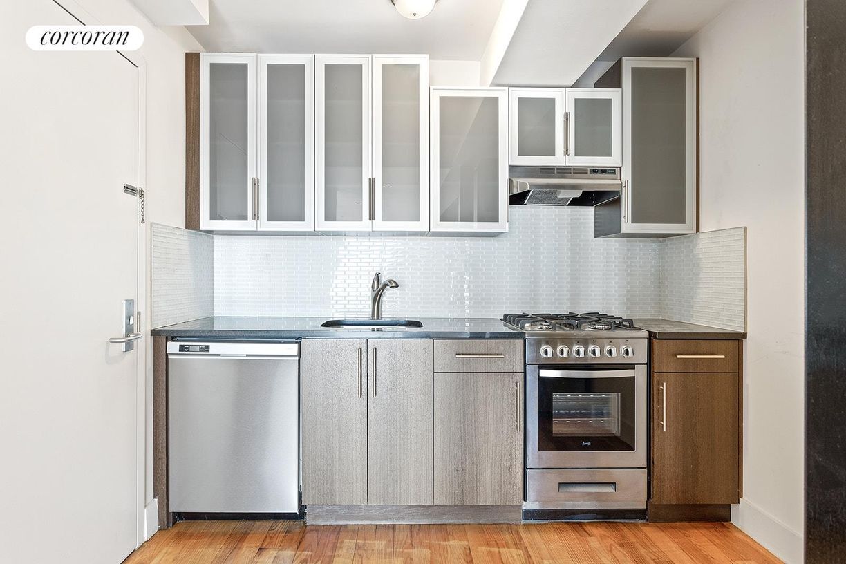 Foto principal - 2066 Fifth Avenue 3A