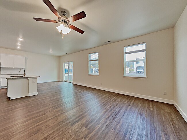 Building Photo - 10403 21st Place SE
