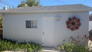 Building Photo - 6547 W 83rd St