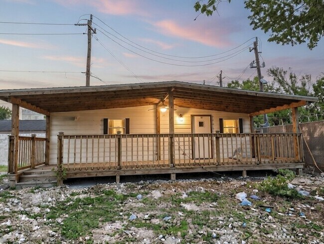 Building Photo - 11211 Kitty Brook Dr