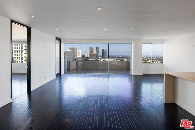 Building Photo - 865 Comstock Avenue Apt #18c, Los Angeles,...