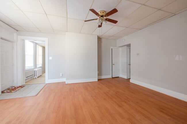 Building Photo - 4717 Longshore Ave