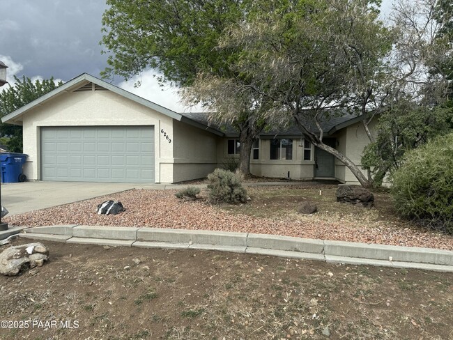Building Photo - 6269 N Little Papoose Dr