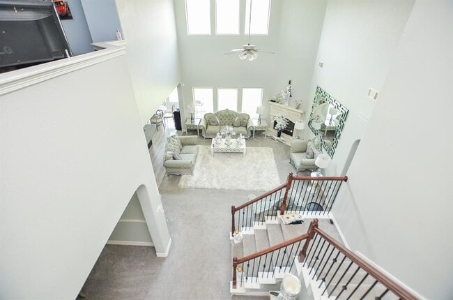 Foto del edificio - 6638 Miller Shadow Ln