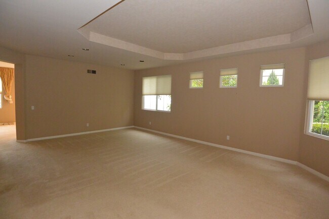 Foto del edificio - Gorgeous two-story 3 bedroom, 3.5 bathroom house with beautiful Newport Coast Ocean View!