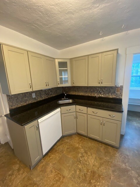 Foto del edificio - 7 Oliver Rd