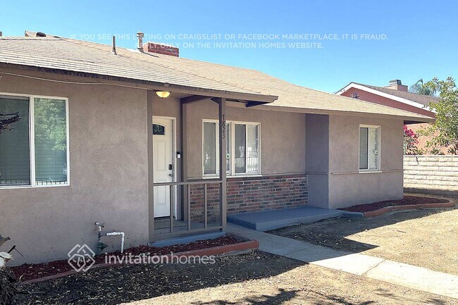 Building Photo - 7823 Louise Ave