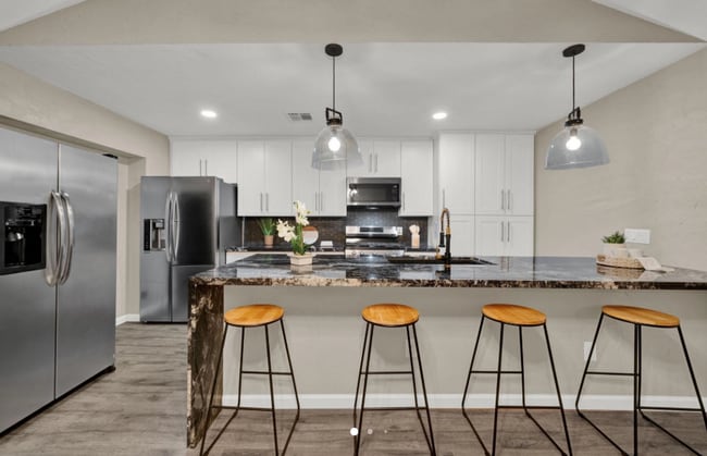 Foto del edificio - 3539 Westhampton Dr