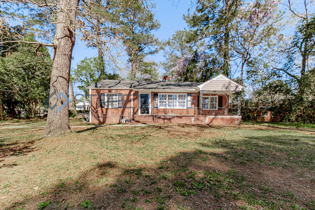 Building Photo - Charming 3 Bedroom in Macon!