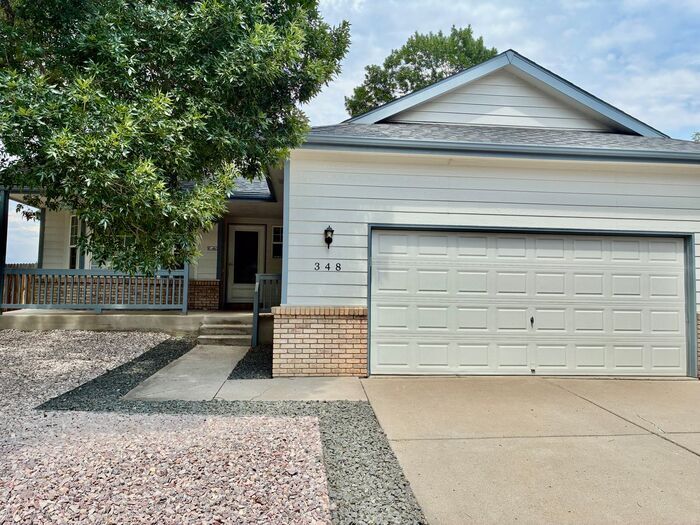 Foto del edificio - Spacious 4-Bedroom Home in Southeast Fort Collins