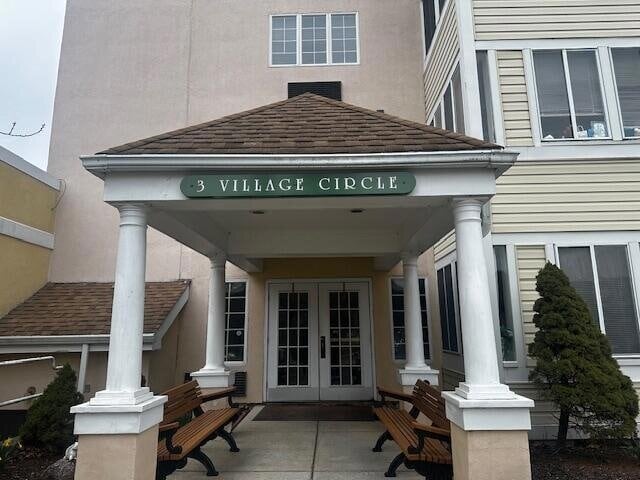 Building Photo - 3 Village Cir