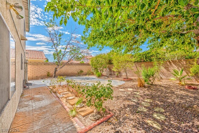 Foto del edificio - 7686 Selby Ct