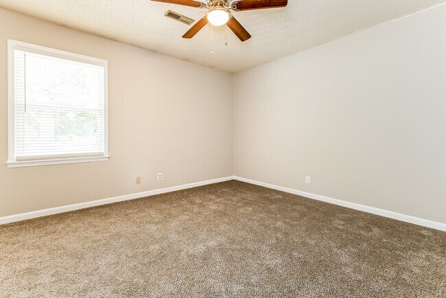 Foto del edificio - 13927 SW Wyandotte Dr