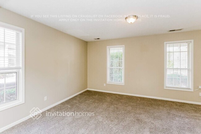 Foto del edificio - 3043 Heatherbrook Trce
